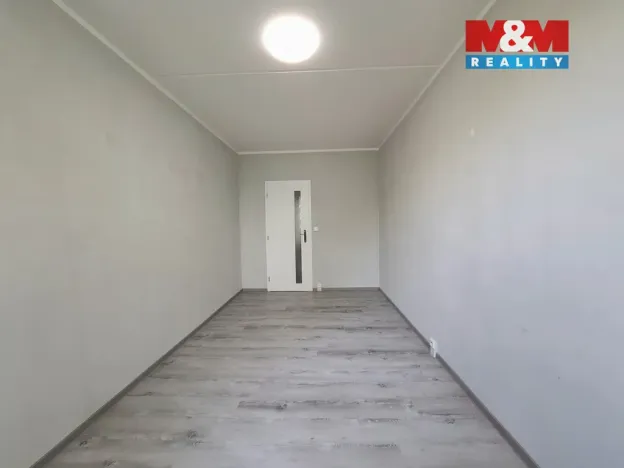 Pronájem bytu 4+1, Praha - Modřany, Vazovova, 87 m2