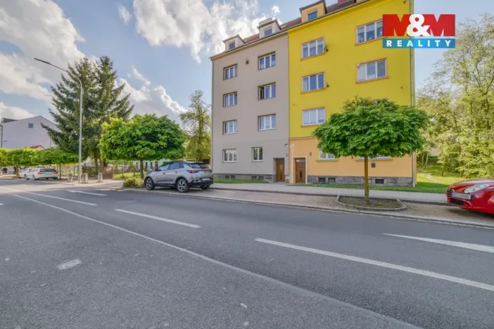 Prodej bytu 1+1, Cheb, Hviezdoslavovo náměstí, 38 m2