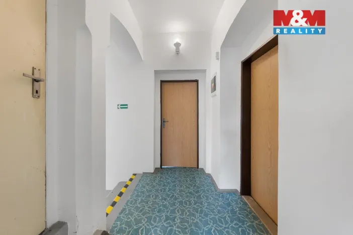 Prodej obchodního prostoru, Ústí nad Labem - Neštěmice, Veslařská, 240 m2