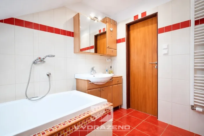 Prodej rodinného domu, Suchohrdly, 160 m2