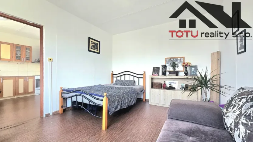 Pronájem bytu 2+kk, Jaroměř, nábřeží 17. listopadu, 35 m2
