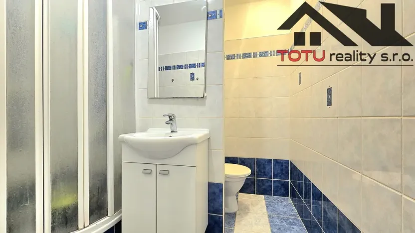 Pronájem bytu 2+kk, Jaroměř, nábřeží 17. listopadu, 35 m2