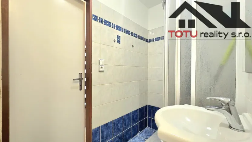 Pronájem bytu 2+kk, Jaroměř, nábřeží 17. listopadu, 35 m2