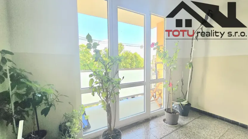 Pronájem bytu 2+kk, Jaroměř, nábřeží 17. listopadu, 35 m2