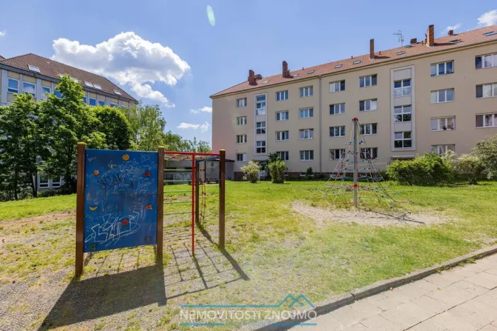 Prodej bytu 2+1, Znojmo, Smetanova, 54 m2
