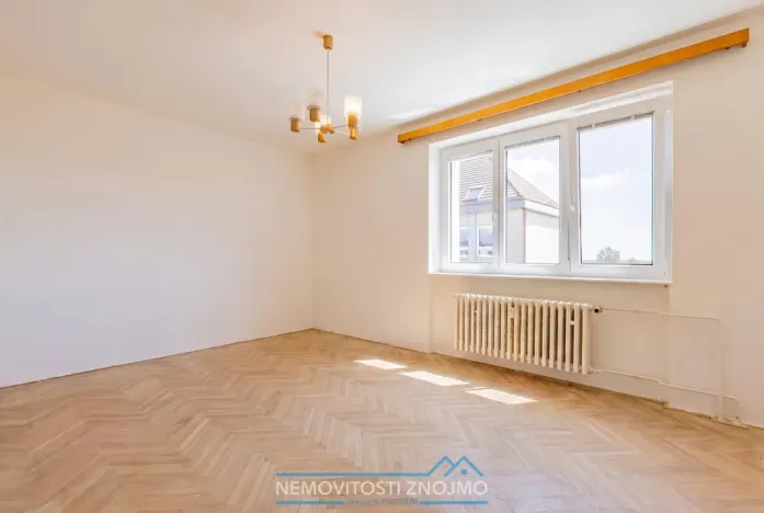 Prodej bytu 2+1, Znojmo, Smetanova, 54 m2