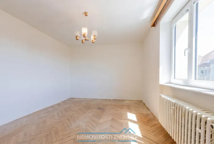 Prodej bytu 2+1, Znojmo, Smetanova, 54 m2