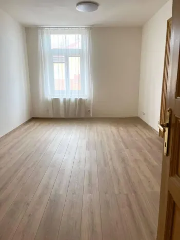 Pronájem bytu 2+1, Praha - Libeň, Na hrázi, 86 m2