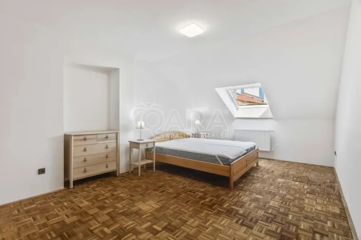 Pronájem bytu 5+kk, Praha - Nové Město, Kateřinská, 184 m2
