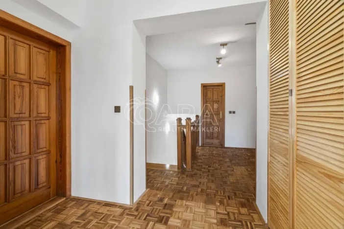 Pronájem bytu 5+kk, Praha - Nové Město, Kateřinská, 184 m2