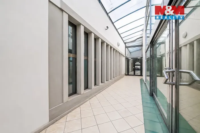 Pronájem kanceláře, Olomouc, Horní náměstí, 172 m2