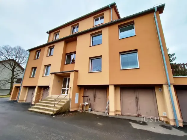 Pronájem bytu 4+1, Přeštěnice, 74 m2