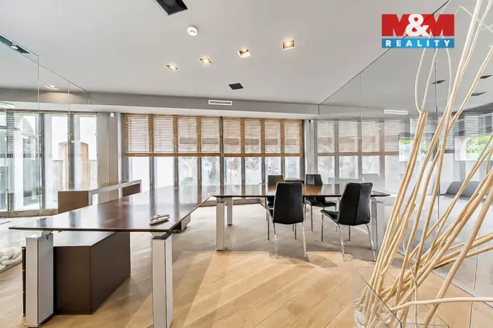 Pronájem kanceláře, Olomouc, Horní náměstí, 208 m2