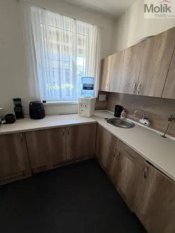 Pronájem kanceláře, Most, Růžová, 84 m2