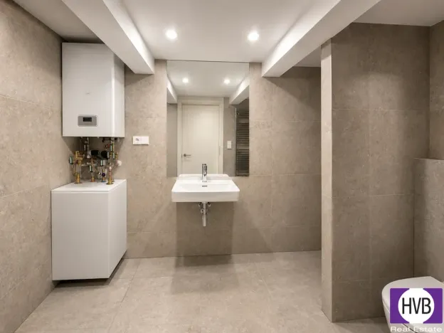 Prodej bytu 1+kk, Praha, Pod Drinopolem, 37 m2