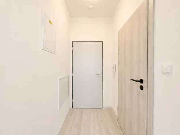 Pronájem bytu 2+kk, Milovice - Mladá, Slepá, 33 m2