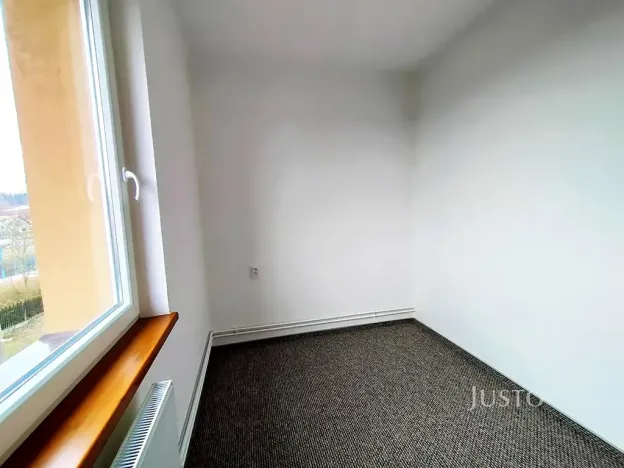Pronájem bytu 4+1, Přeštěnice, 74 m2