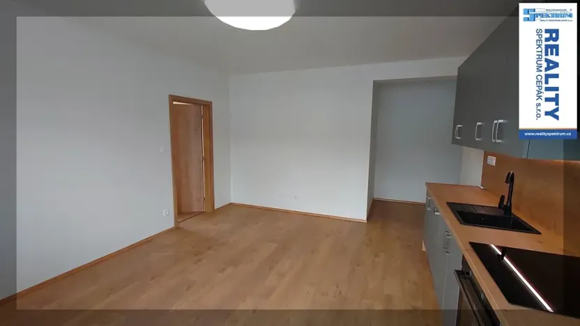 Pronájem bytu 2+kk, Trhové Sviny, Za Pilou, 47 m2