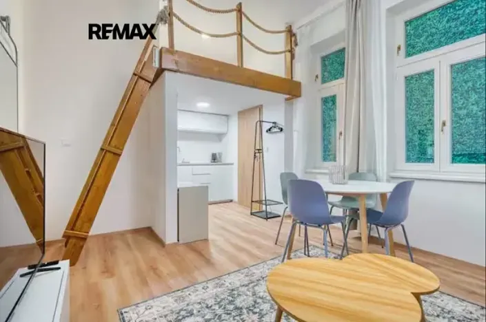 Prodej bytu 1+kk, Praha - Nové Město, Sokolská, 23 m2