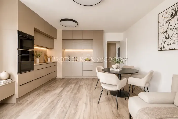 Pronájem bytu 2+kk, Hradec Králové, Průběžná, 58 m2