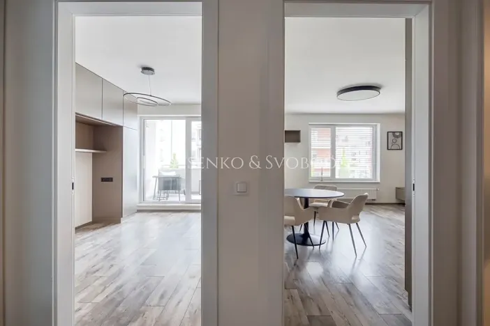 Pronájem bytu 2+kk, Hradec Králové, Průběžná, 58 m2