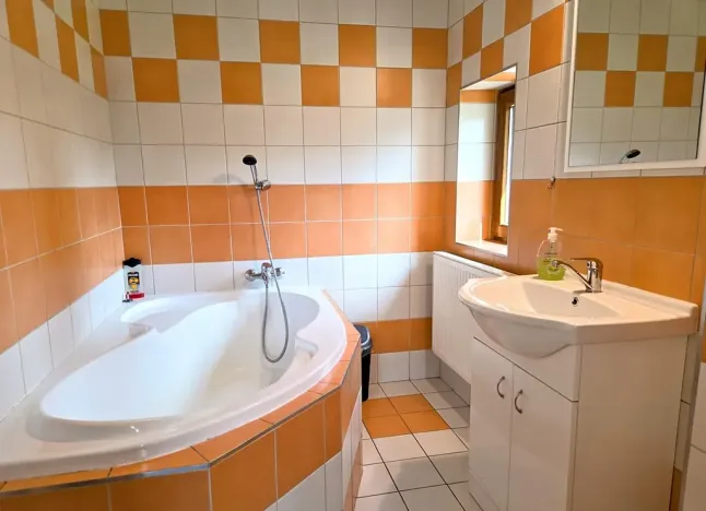 Prodej kanceláře, Třinec, Husova, 360 m2