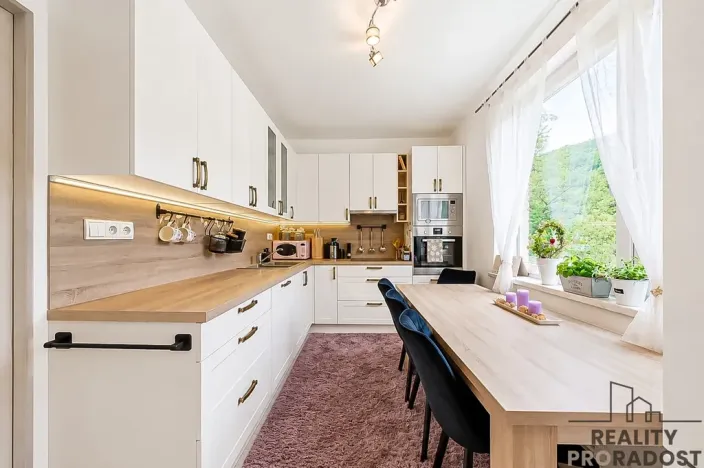 Pronájem bytu 3+1, Šternberk, 76 m2