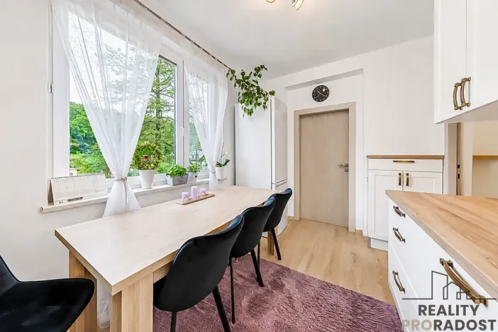 Pronájem bytu 3+1, Šternberk, 76 m2