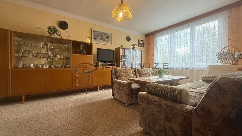 Prodej bytu 2+1, České Velenice, Revoluční, 40 m2
