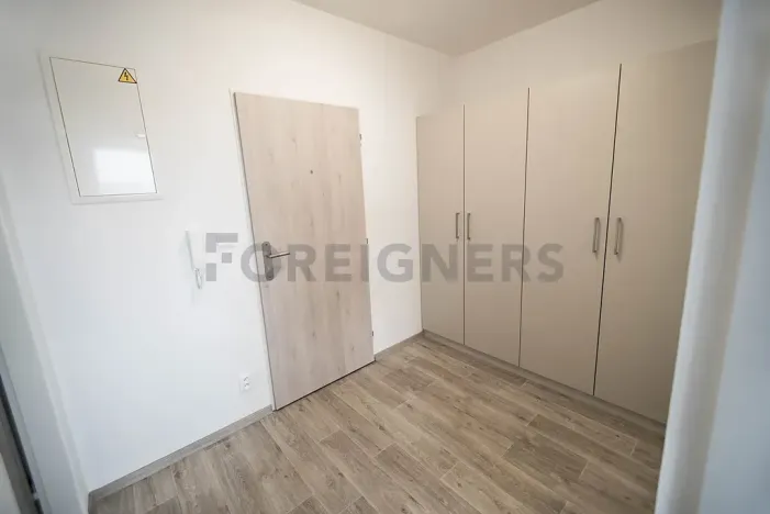 Pronájem bytu 1+kk, Brno, Poděbradova, 29 m2