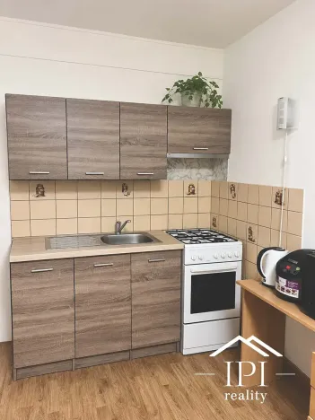 Pronájem bytu 3+1, Praha - Michle, Přímětická, 70 m2