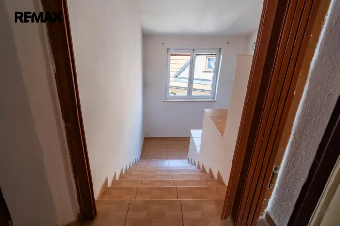 Prodej rodinného domu, Třebíč - Stařečka, Sucheniova, 200 m2