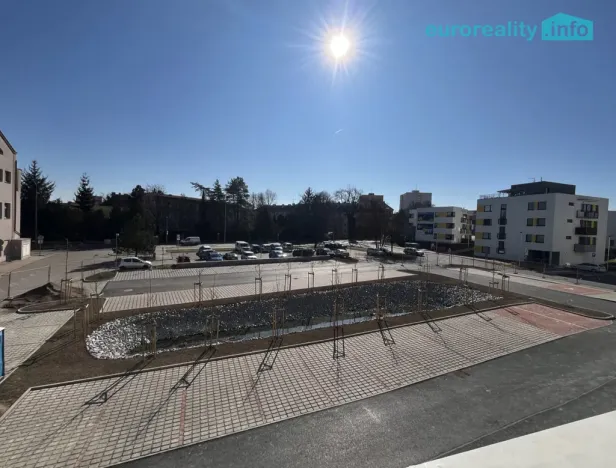 Pronájem garážového stání, Kutná Hora, Za Lidkou, 15 m2