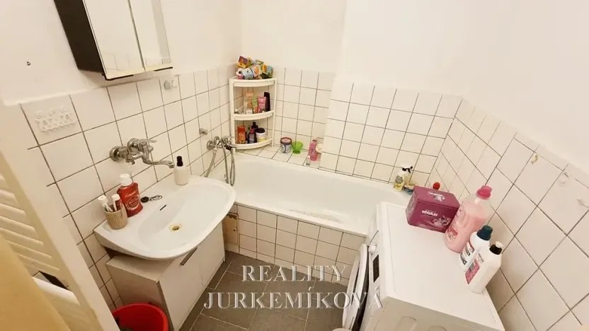 Prodej bytu 2+1, České Budějovice, Zachariášova, 54 m2