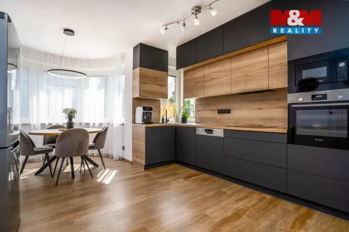 Prodej rodinného domu, Bobnice, Za Školou, 105 m2