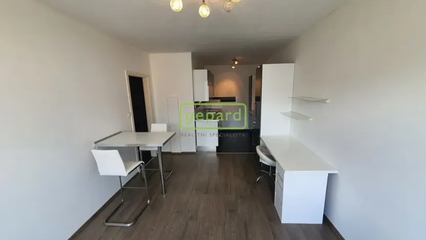 Pronájem bytu 2+kk, Praha, Veronské nám., 42 m2