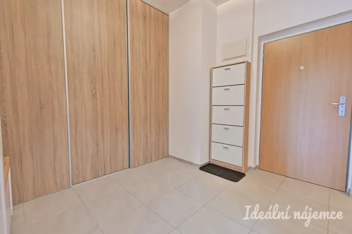 Pronájem bytu 2+kk, Brno, Langrova, 64 m2