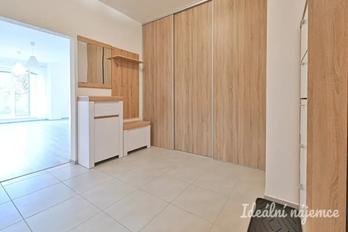 Pronájem bytu 2+kk, Brno, Langrova, 64 m2