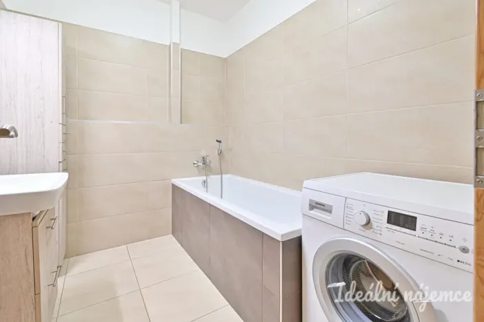 Pronájem bytu 2+kk, Brno, Langrova, 64 m2