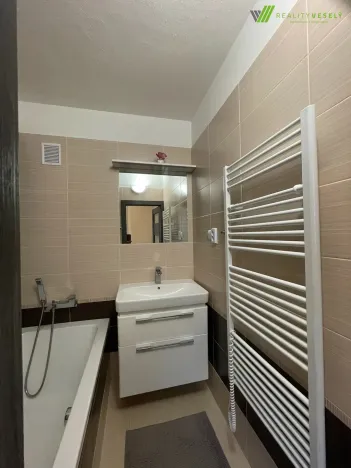 Pronájem bytu 2+1, Uherský Ostroh - Ostrožské Předměstí, Sídliště, 55 m2