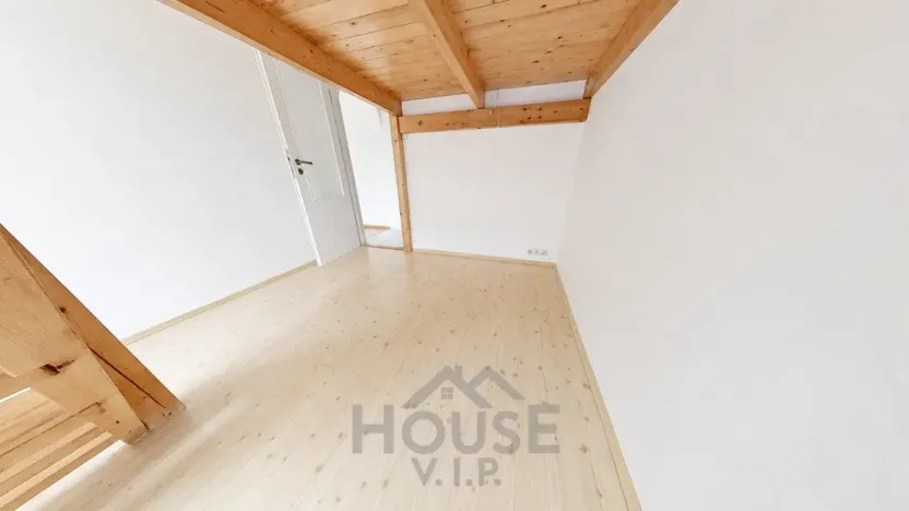 Prodej bytu 2+kk, Praha - Střížkov, 39 m2