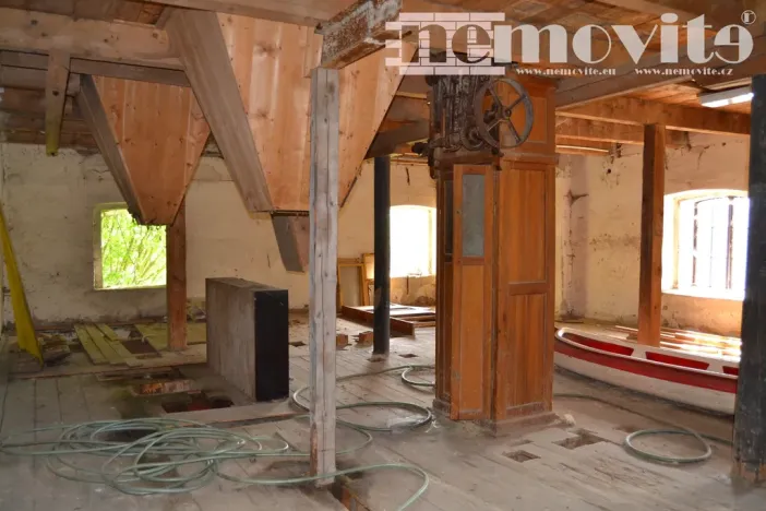 Prodej zemědělské usedlosti, Klatovy - Beňovy, 2222 m2