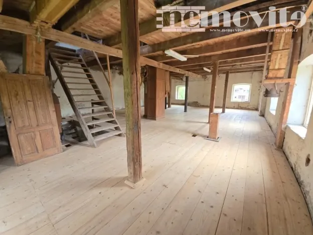 Prodej zemědělské usedlosti, Klatovy - Beňovy, 2222 m2