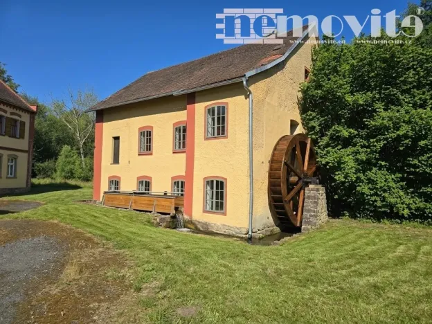 Prodej zemědělské usedlosti, Klatovy - Beňovy, 2222 m2
