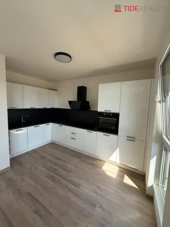 Pronájem bytu 1+kk, Praha, Kolmanova, 40 m2