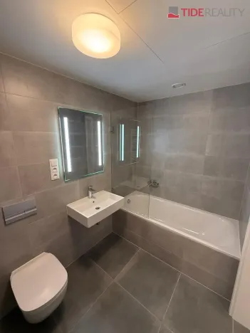 Pronájem bytu 1+kk, Praha, Kolmanova, 40 m2