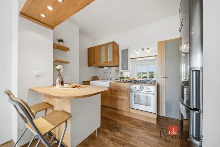 Prodej bytu 1+1, Praha - Podolí, Podolská, 39 m2