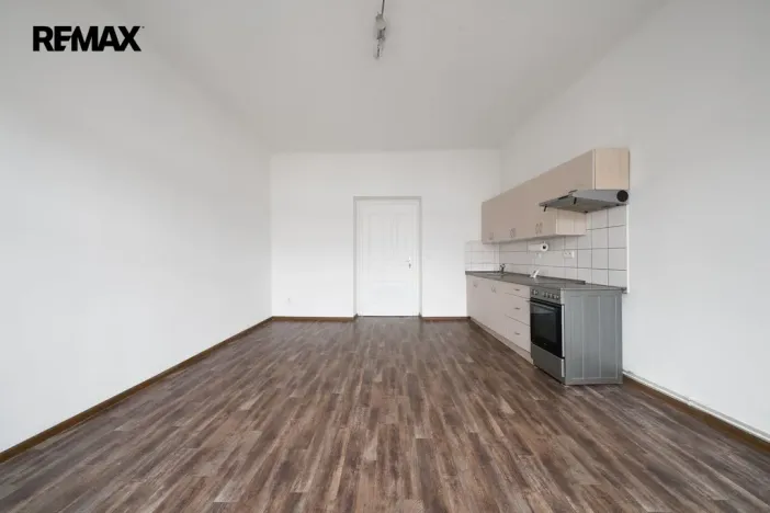 Pronájem bytu 2+kk, Hronov, T. G. Masaryka, 52 m2