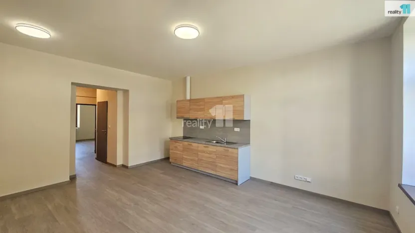 Pronájem bytu 2+kk, Kolín - Kolín IV, Školská, 46 m2