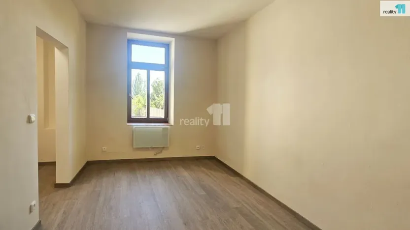 Pronájem bytu 2+kk, Kolín - Kolín IV, Školská, 46 m2